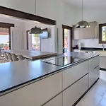 Villa By Elodie Face A La